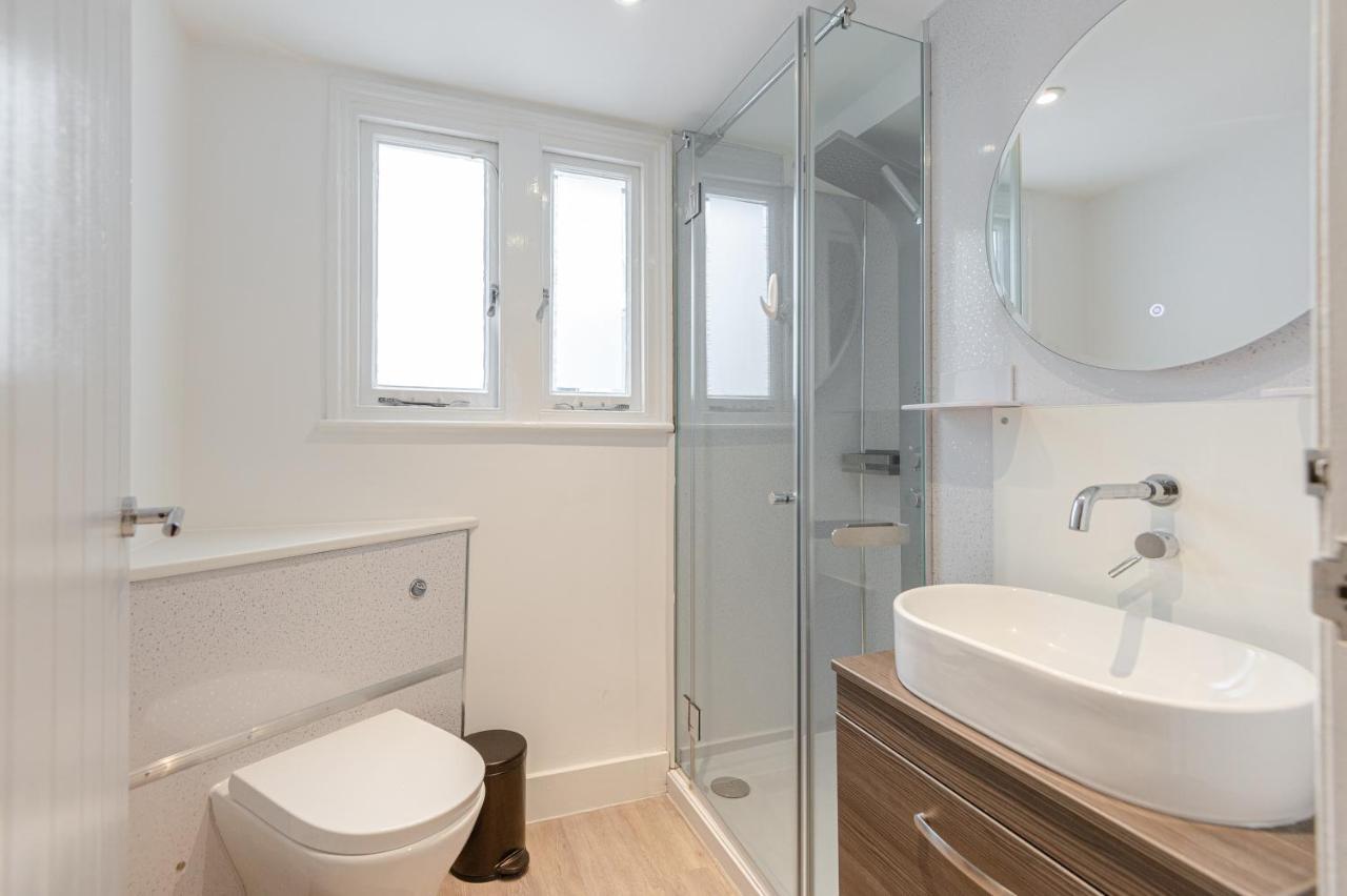 Kensington 2 Bed 2 Bath Apartment For 5 Guests Londyn Zewnętrze zdjęcie
